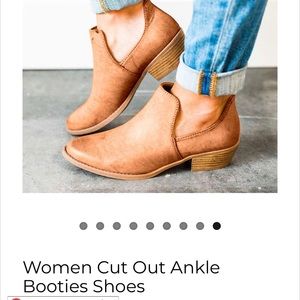 NWT POPKEEP women’s cut out ankle bootie BLUSH